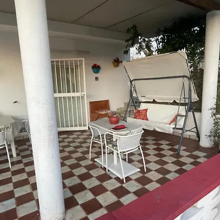 別荘 Trullo Dei Ricordi オストゥーニ